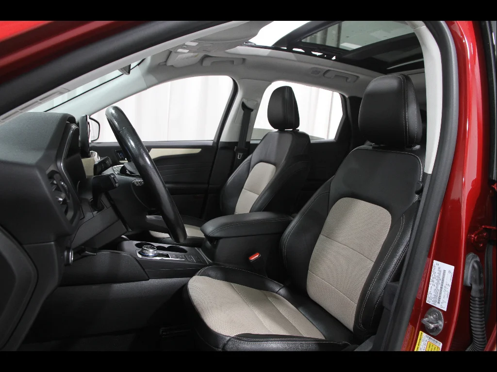 Certified Used 2022 Rapid Red Metallic Tinted Clearcoat Ford Titanium image 6
