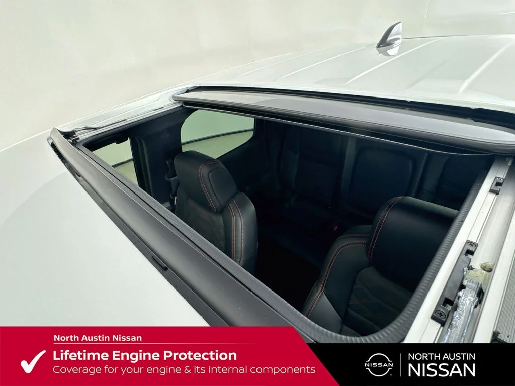 New 2026 White Nissan PRO-X image 26