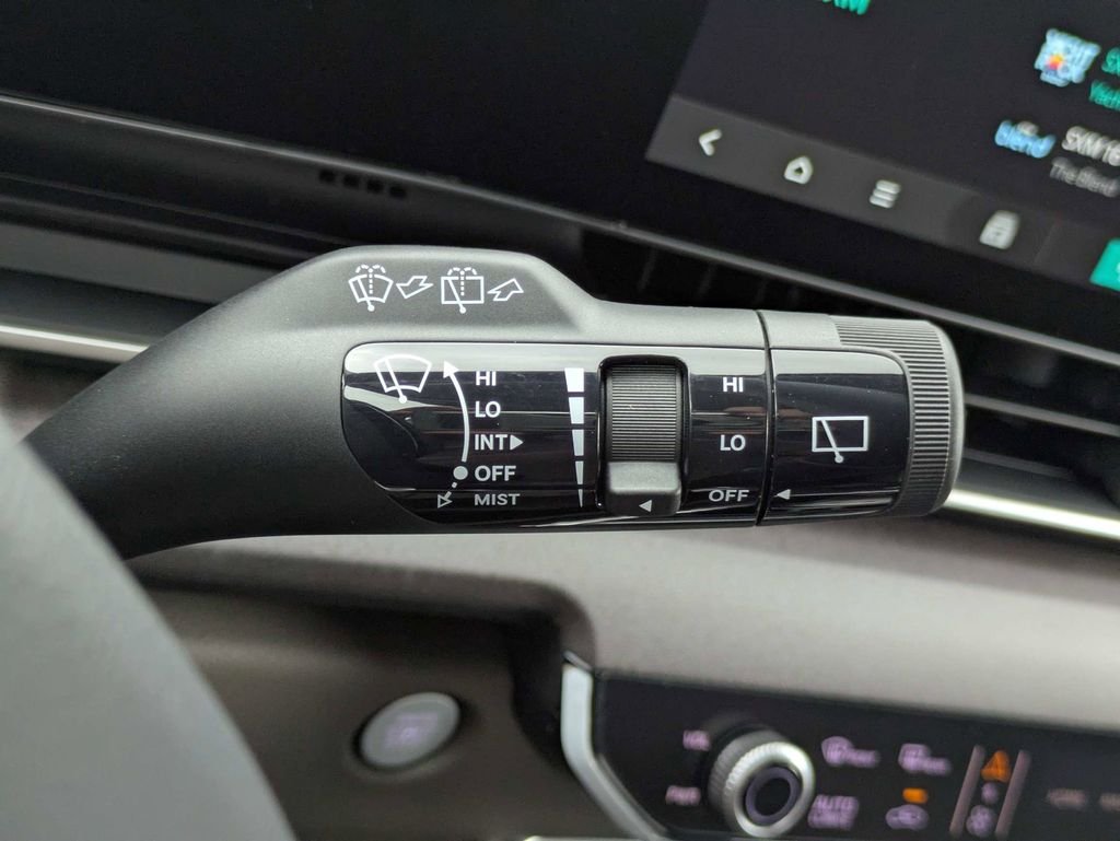 New 2026 Ivory Silver Kia EX image 32