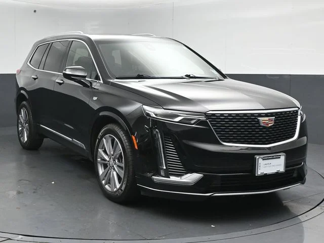 2025 Cadillac XT6