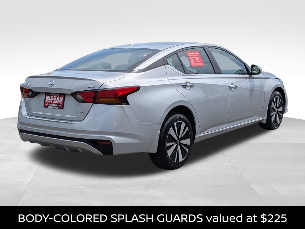 Certified Used 2022 Brilliant Silver Metallic Nissan 2.5 SV image 7