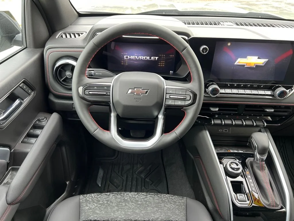 2026 Chevrolet Colorado Z71 - Photo 13