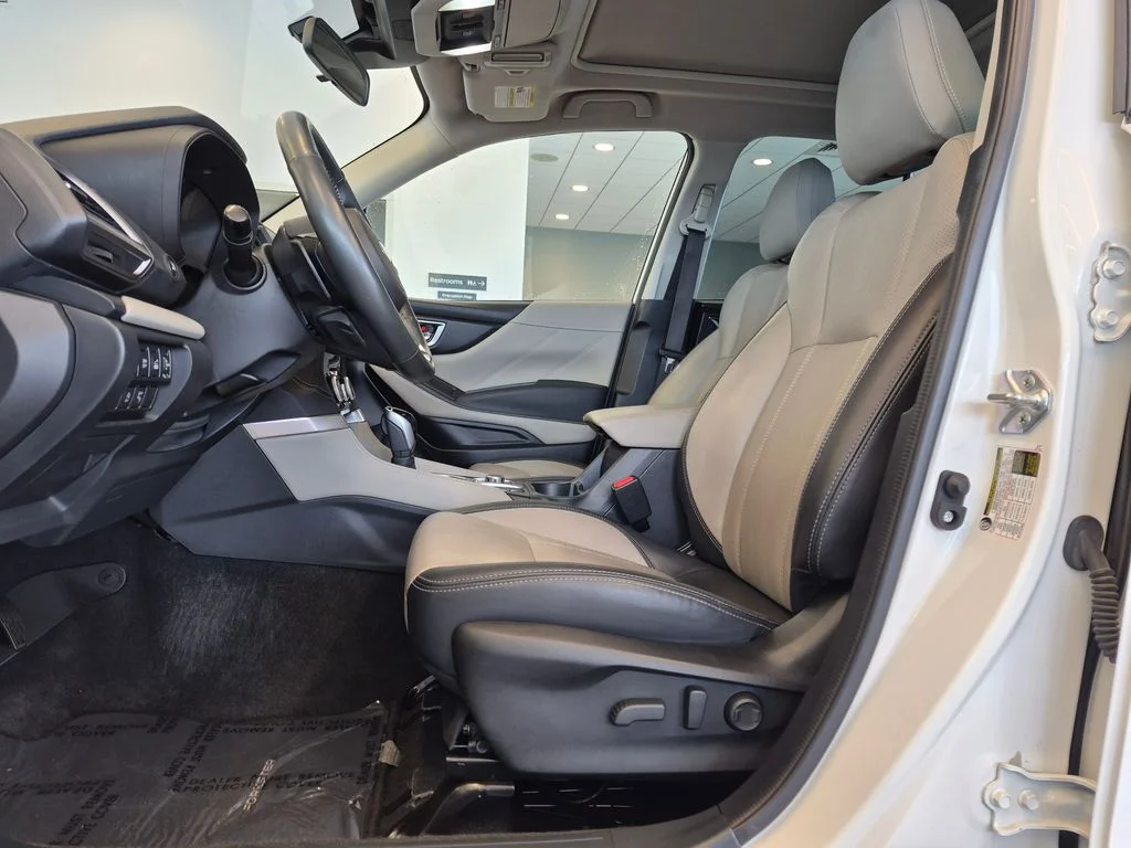 Used 2022 White Subaru Limited image 13