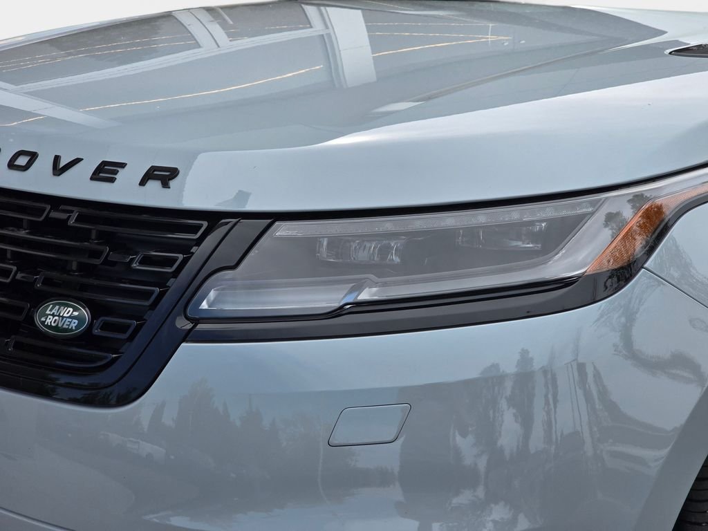 Certified Used 2025 Gray Land Rover Dynamic SE image 33
