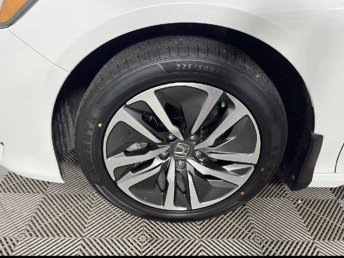 2019 Honda Accord Hybrid EX - Photo 10