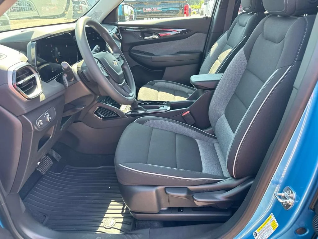 New 2026 Marina Blue Metallic Chevrolet LT image 24