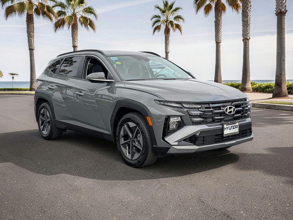 New 2026 Gray Hyundai SEL Premium FWD image 4