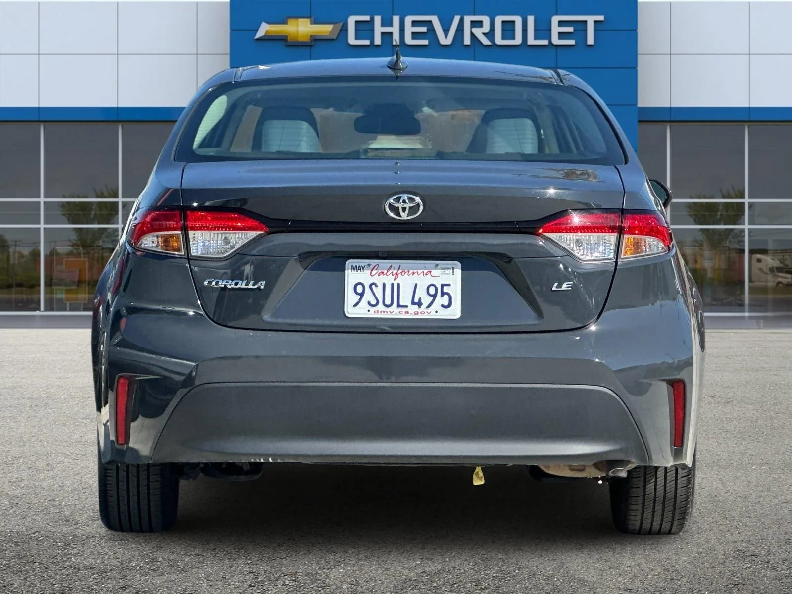 Used 2023  Toyota LE image 5