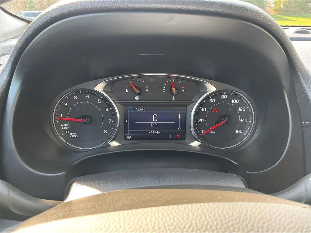 Certified Used 2022 Black GMC SLE image 17