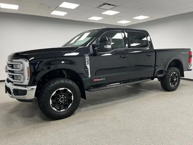 Used 2025 Black Ford Lariat image 6