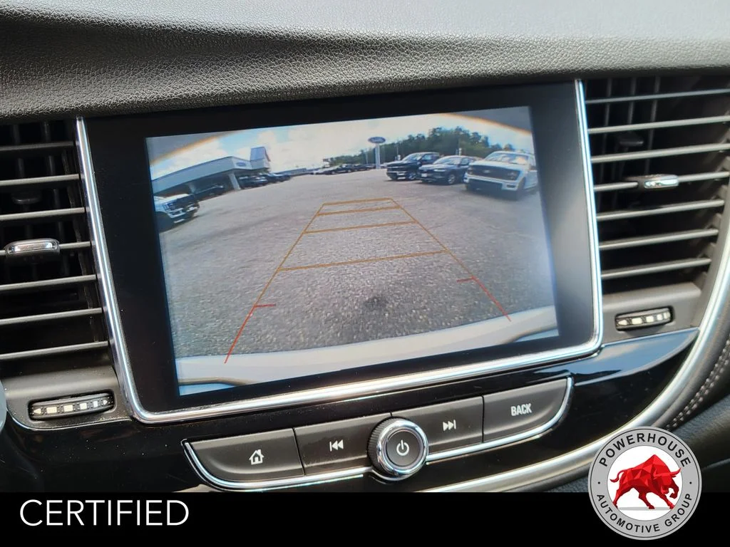 Used 2018 White Buick Preferred image 22