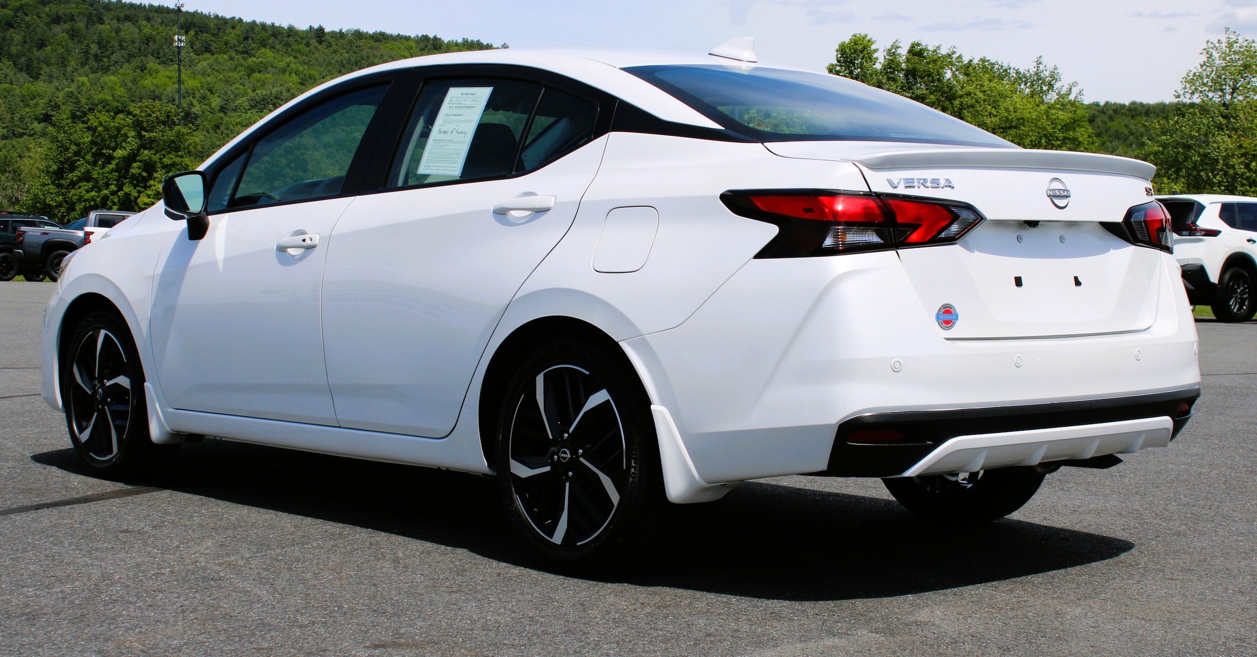Used 2025 Aspen White Tricoat Nissan SR image 10