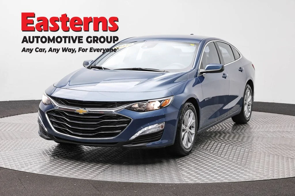 Used 2025 Blue Chevrolet LT image 1