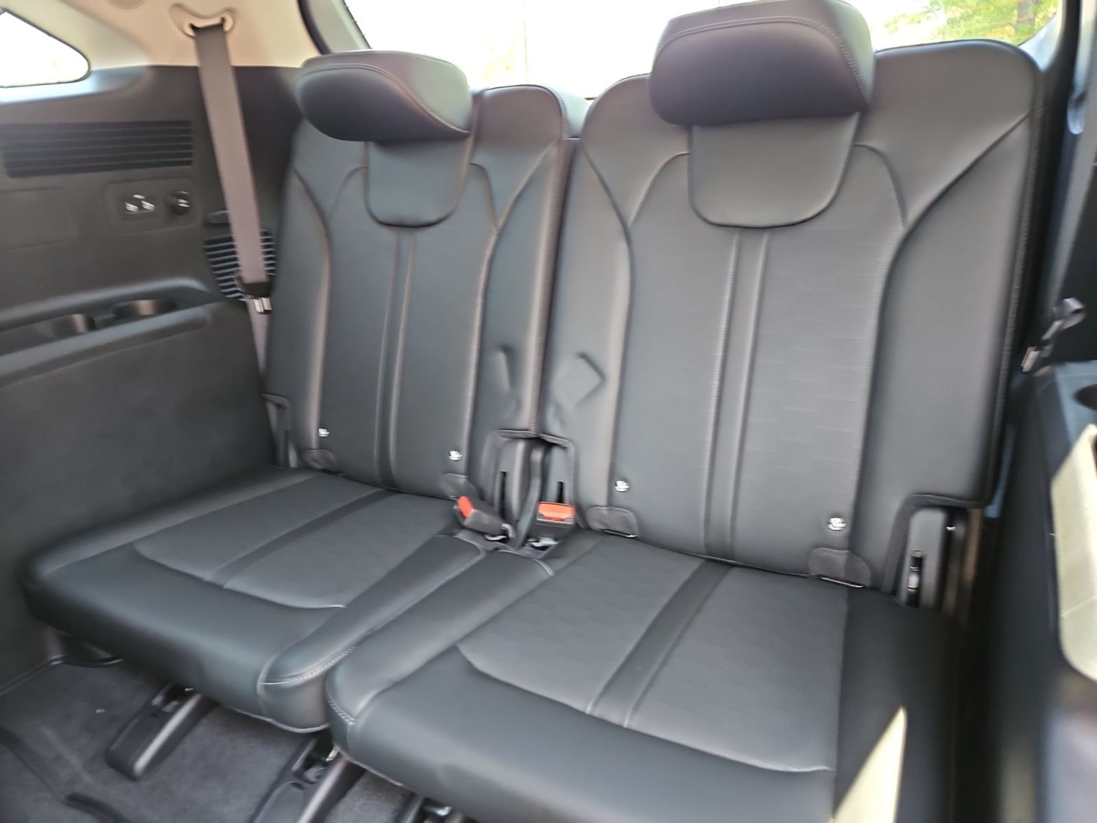 New 2026 Jungle Green Kia X-Line EX AWD image 20