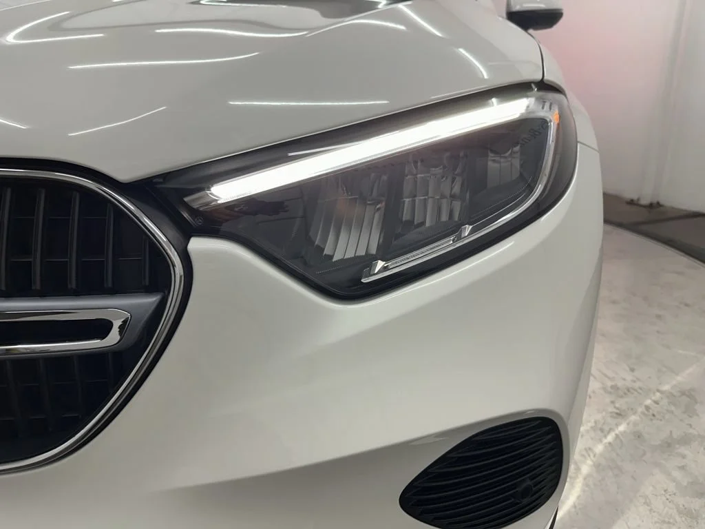 Certified Used 2026 White Mercedes-Benz GLC 300 image 29