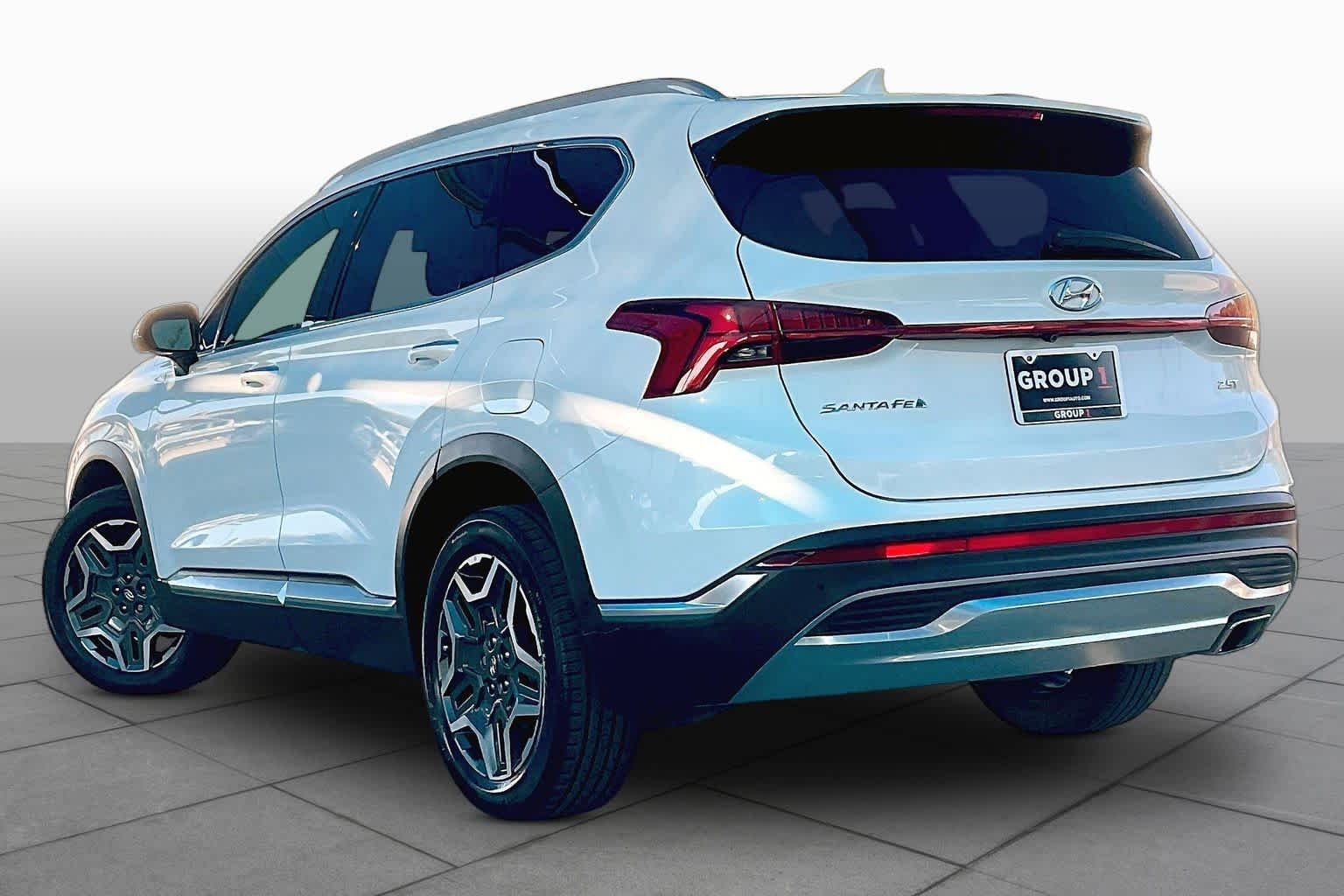 Used 2022 Quartz White Hyundai Limited image 12