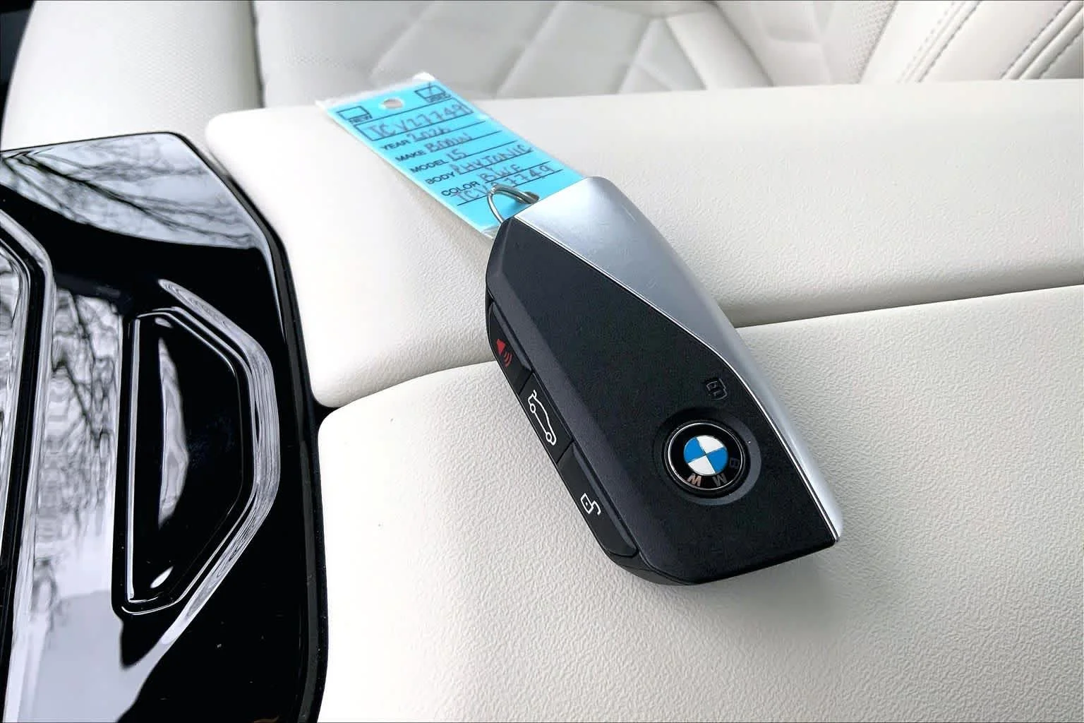 Used 2026 Phytonic Blue Metallic BMW xDrive40 image 14