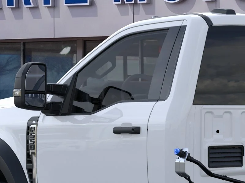 New 2026 Oxford White Ford XL image 42