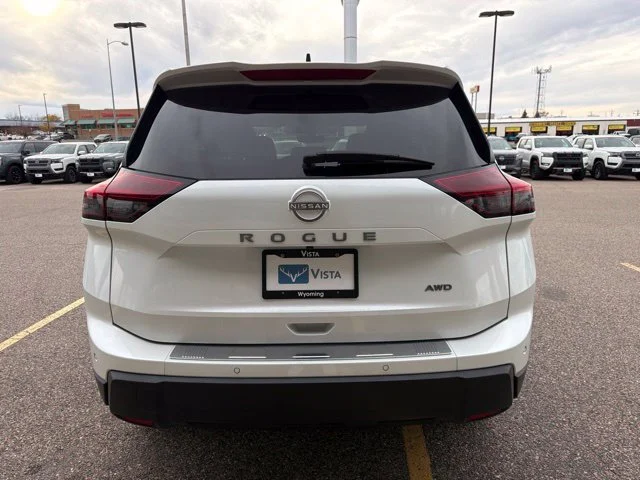 Used 2024 White Pearl Nissan S image 6