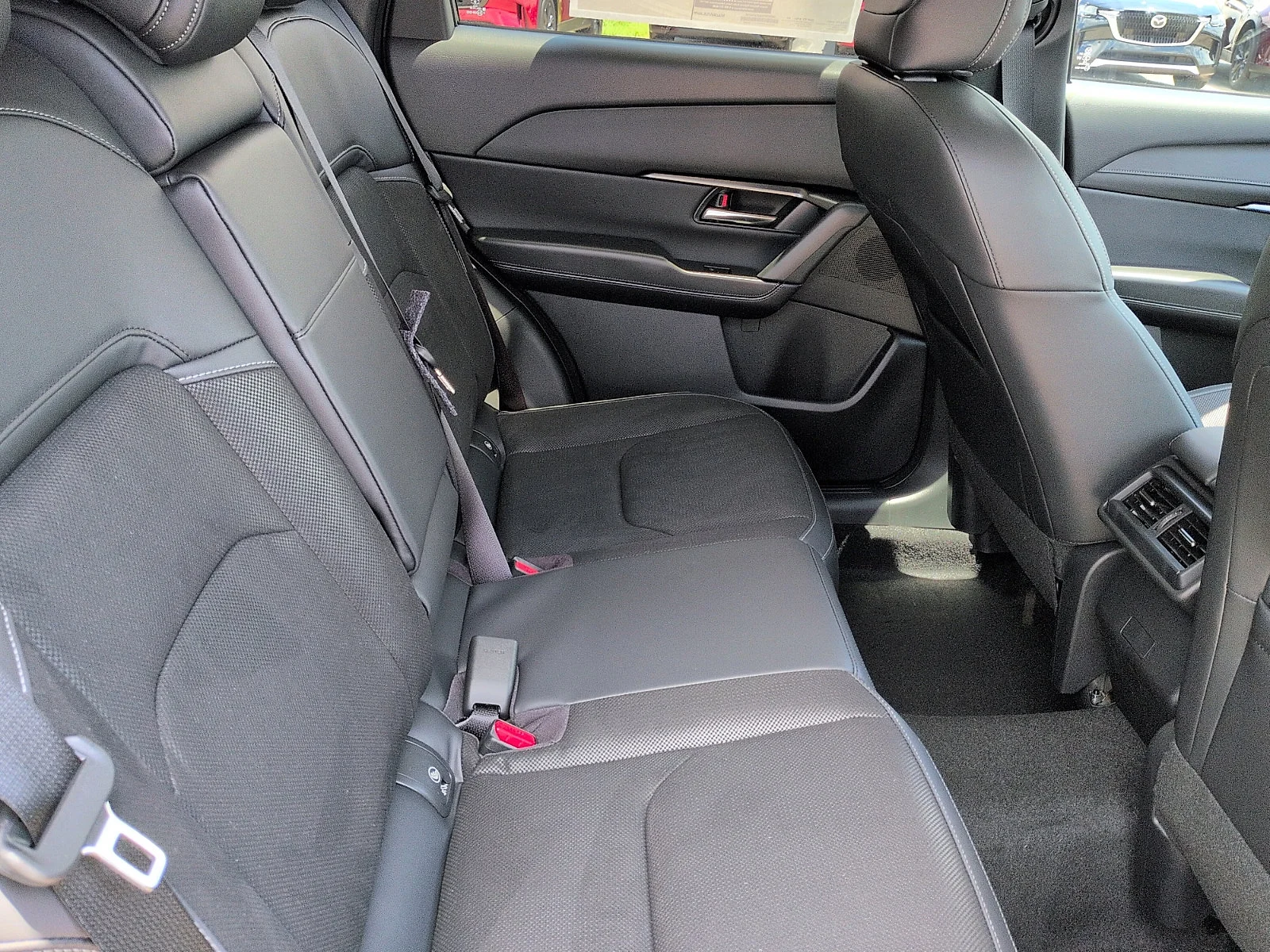 New 2026 Jet Black Mica Mazda 2.5 S Preferred image 8