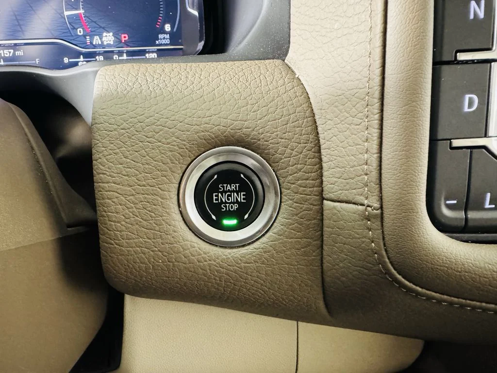 Used 2023 White GMC Denali image 14