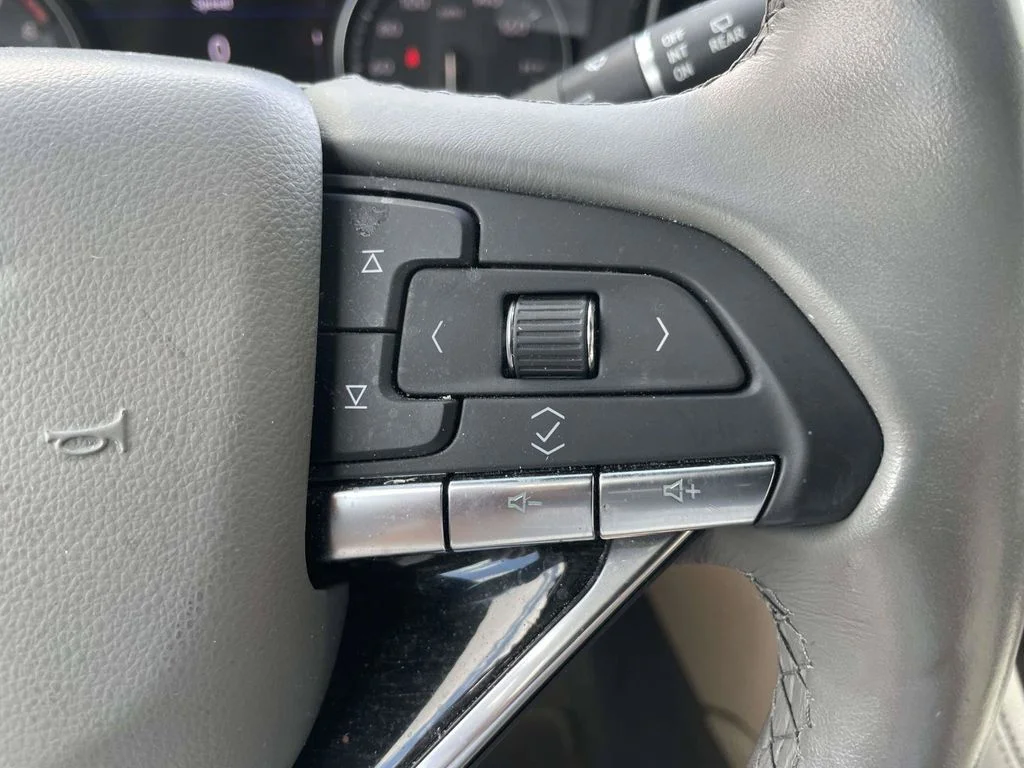 Certified Used 2020 Brown Cadillac Premium Luxury image 26