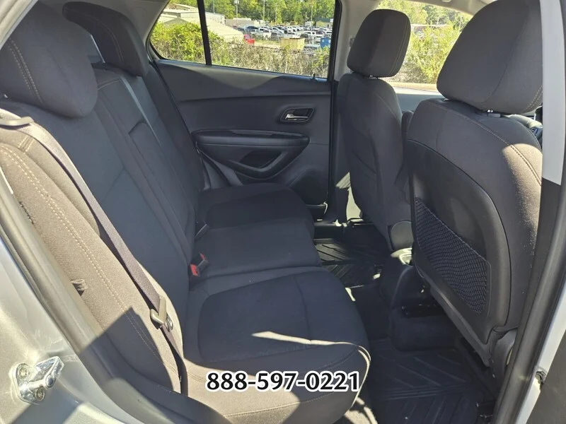 Used 2020 Silver Ice Metallic CHEVROLET LS image 16