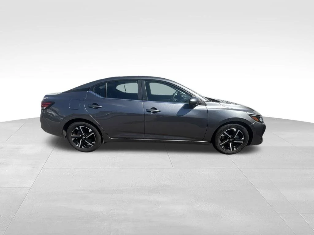 Used 2025 Gray Nissan SV image 7