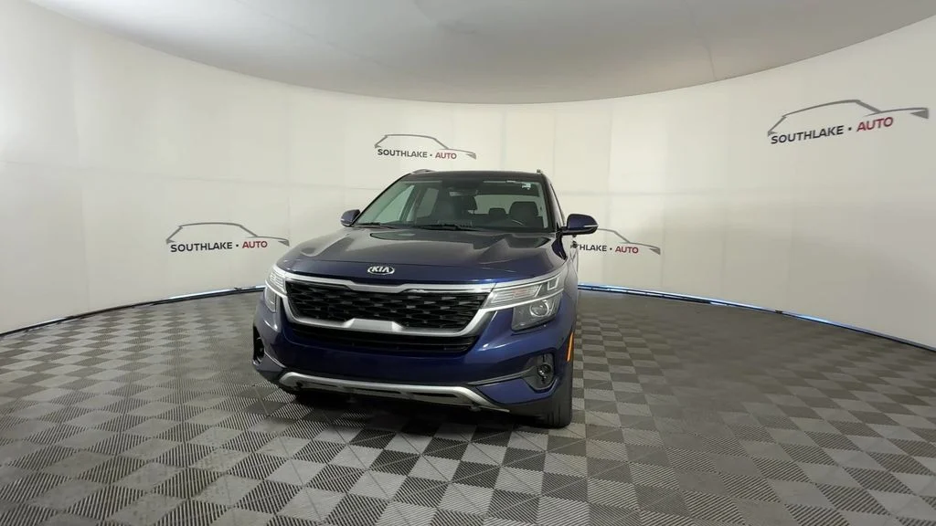 Used 2021 Blue Kia EX image 4