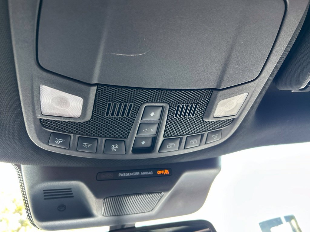 Used 2023 Black Ford Platinum image 36