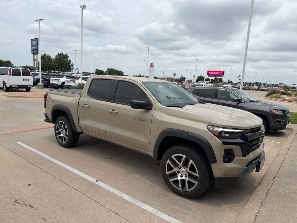 2023 Chevrolet Colorado 4WD Z71 Crew Cab Short Box's photo