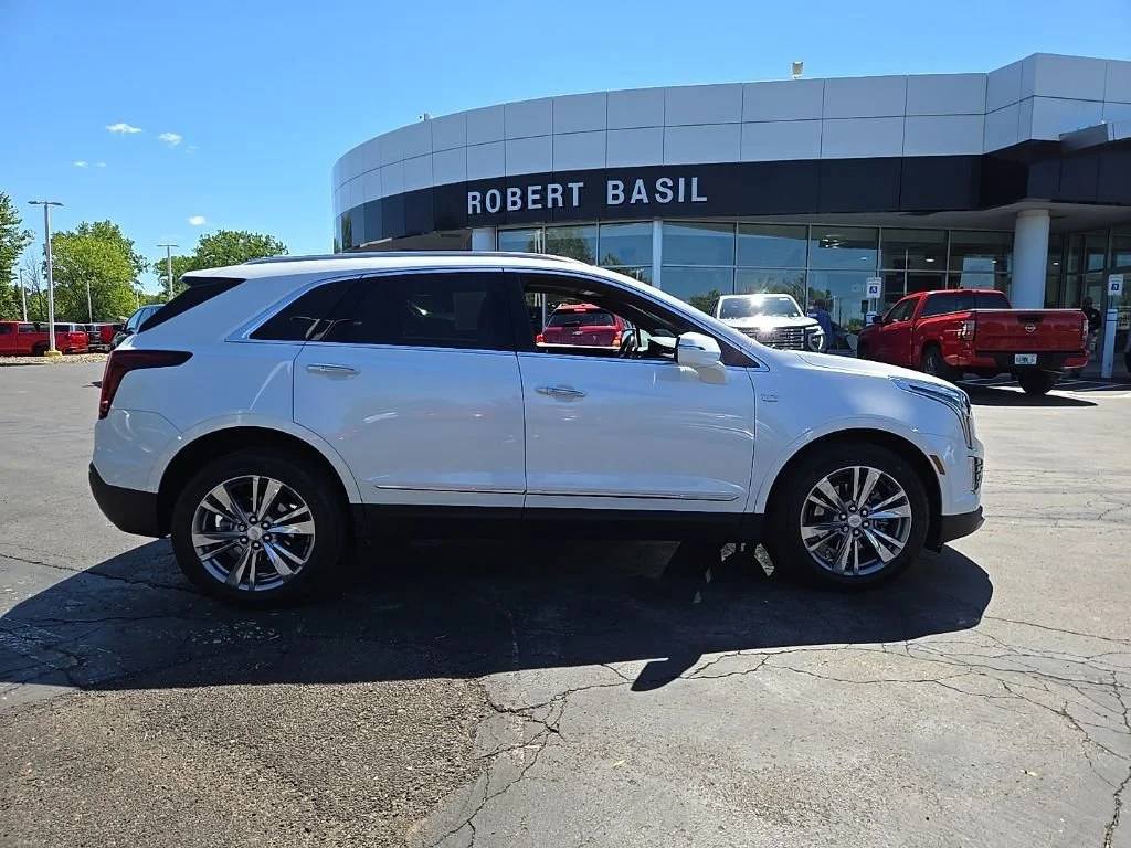 Used 2023 Crystal White Tricoat Cadillac Premium Luxury image 12