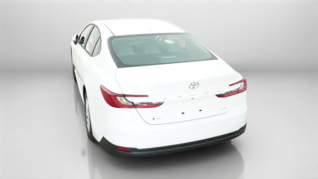New 2026 Ice Cap Toyota LE image 13