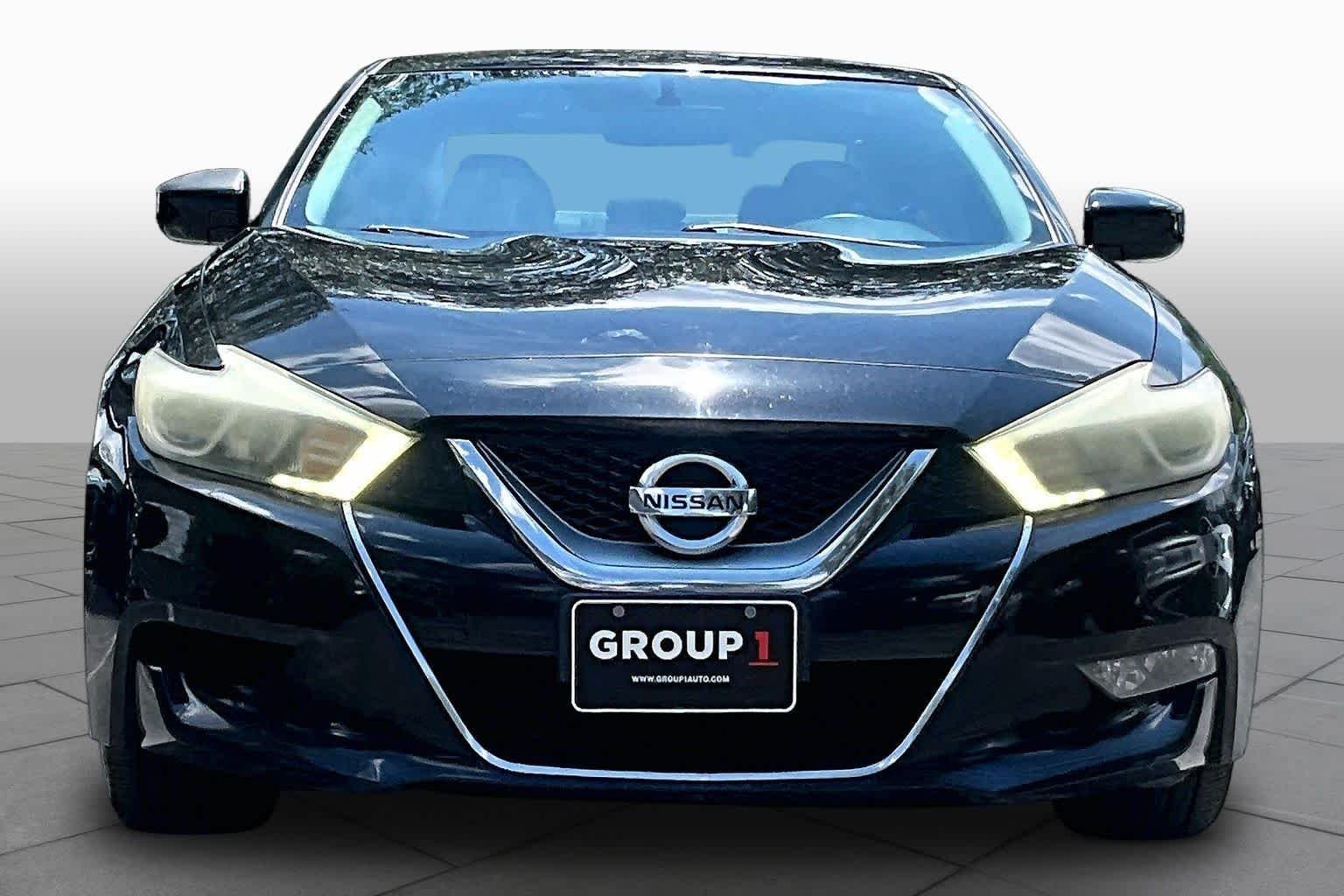 Pre-Owned 2017 Nissan Maxima S