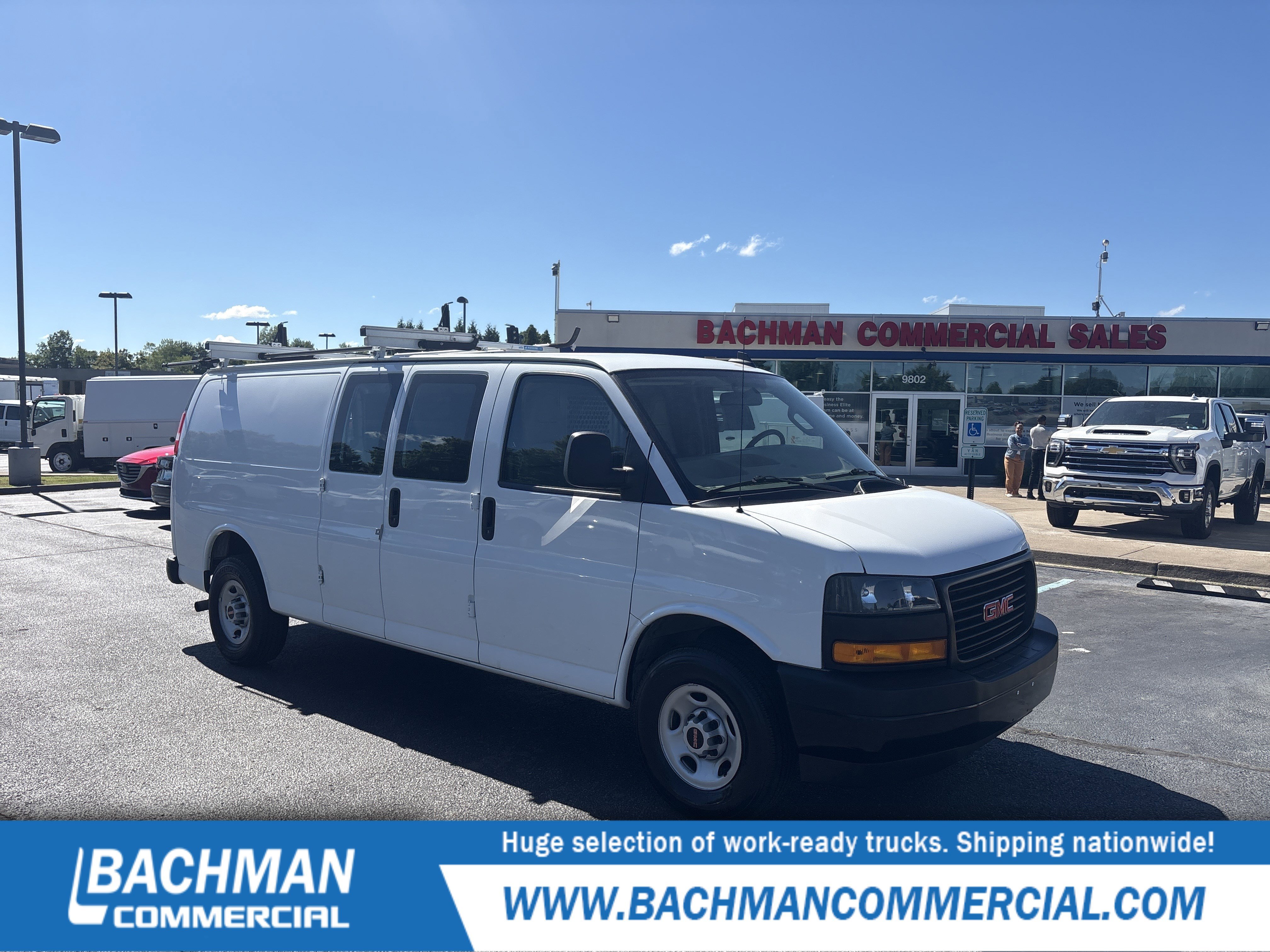 2023 GMC Savana 2500 Ext WB's photo