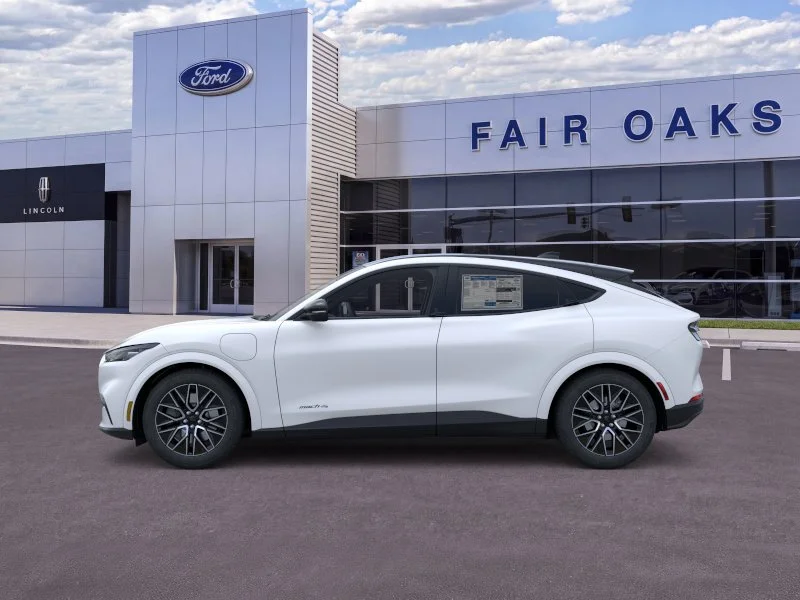 New 2026 Star White Metallic Tri-coat Ford Premium image 24