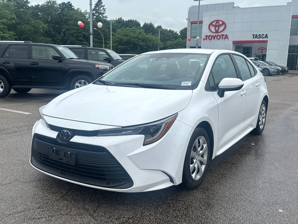 Used 2024 White Toyota LE image 3