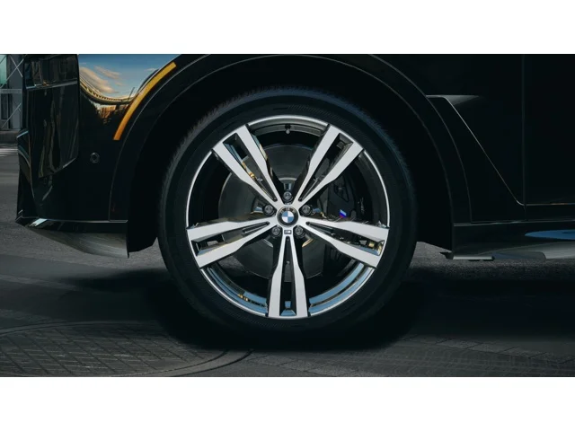 New 2027 Black Sapphire Metallic BMW xDrive40i image 7