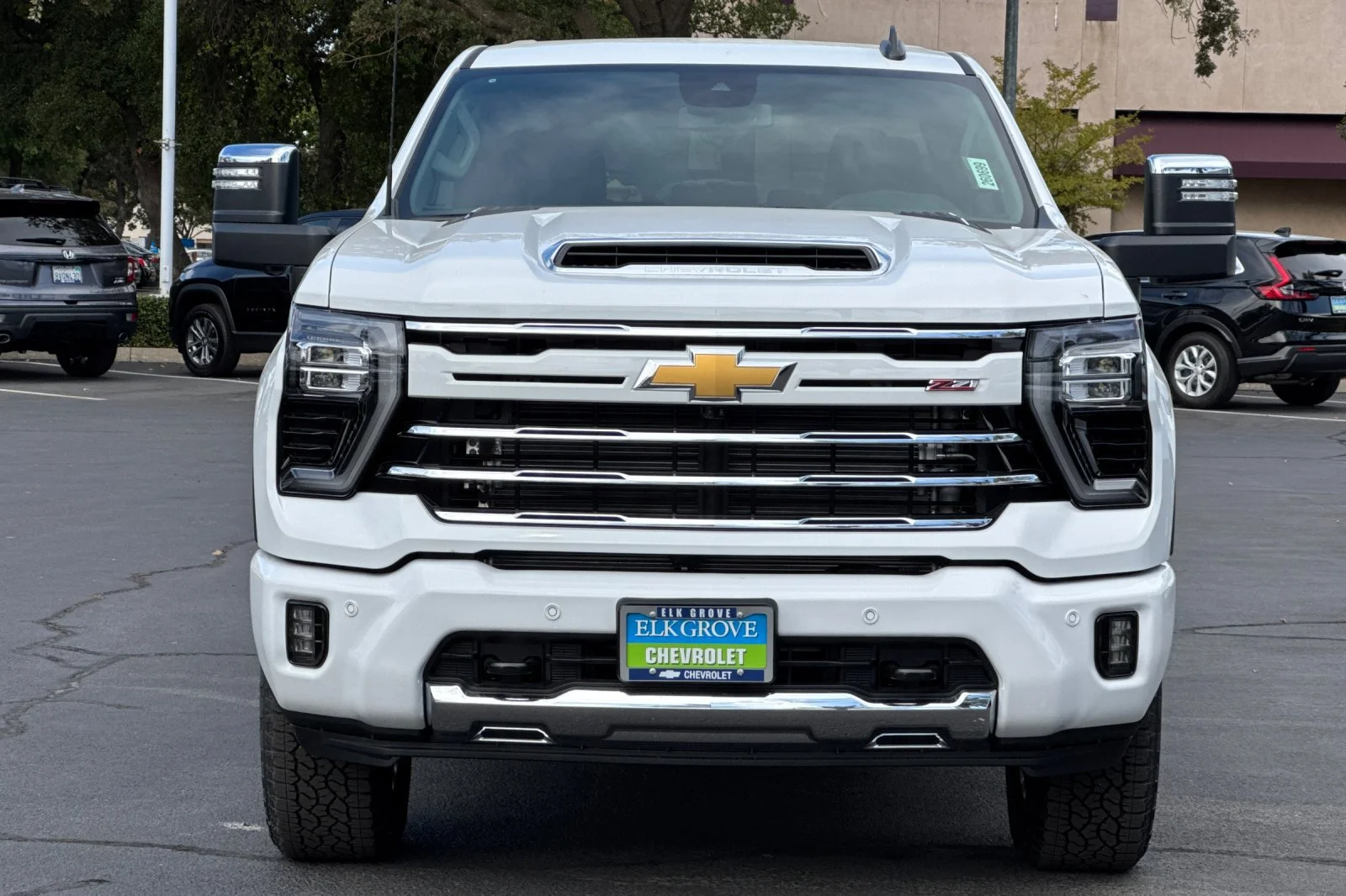 2026 Chevrolet Silverado 3500 HD LT view 8