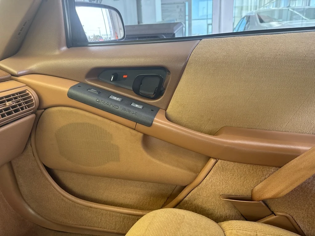 1990 Pontiac Grand Prix - Photo 29
