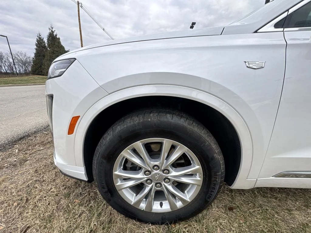 Used 2024 White Cadillac Luxury image 10