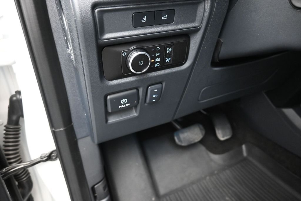 Used 2023 White Ford Limited image 13