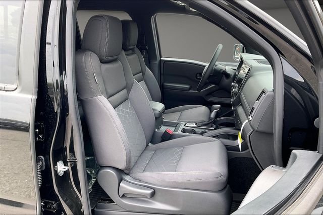2026 Nissan Frontier SV - Photo 11