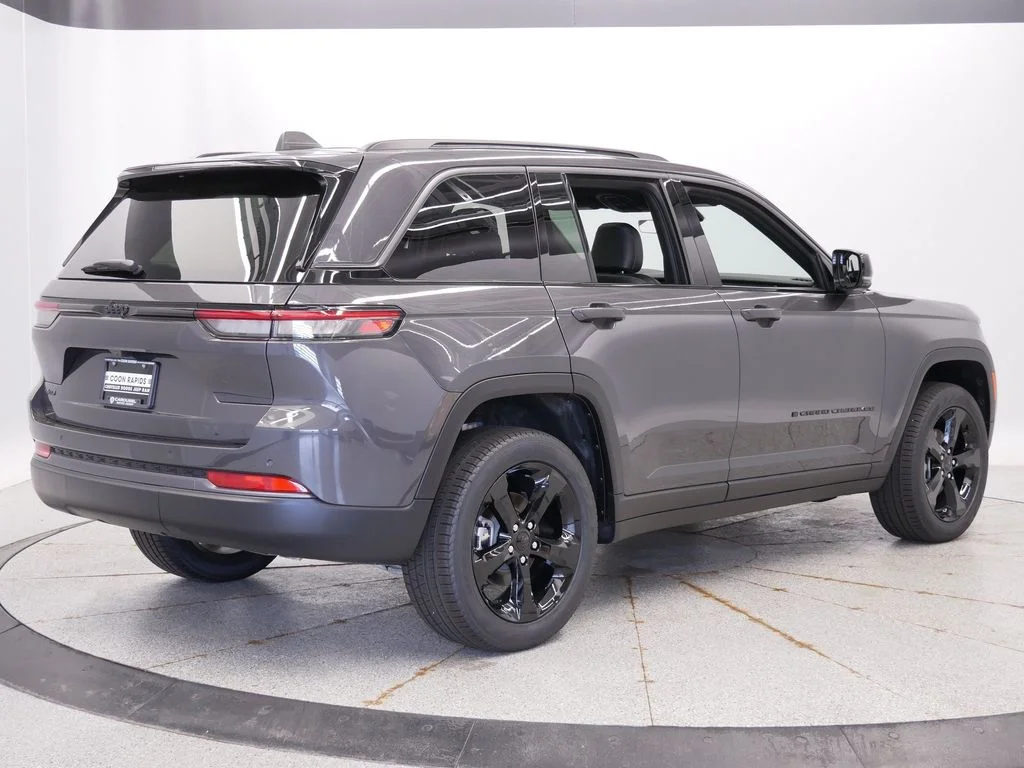 New 2026 Baltic Gray Metallic Clearcoat Jeep Limited image 6