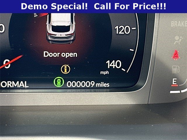 Used 2025 Platinum White Acura w/A-Spec Package image 20