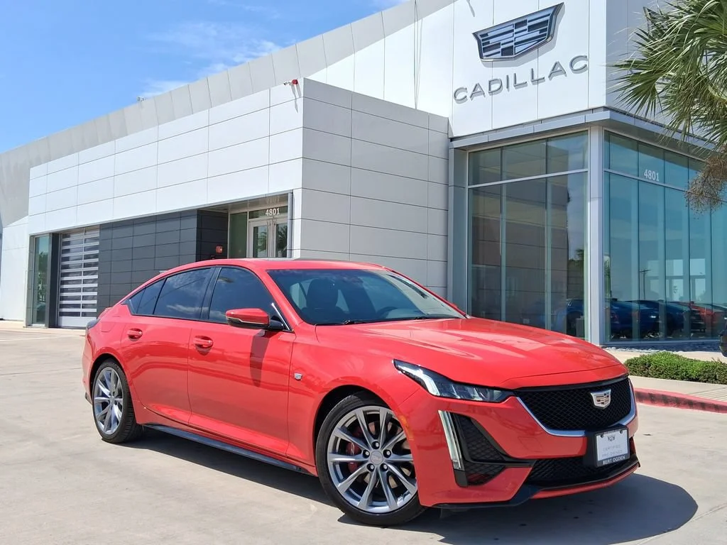 Used 2020 VELOCITY RED Cadillac Sport image 1