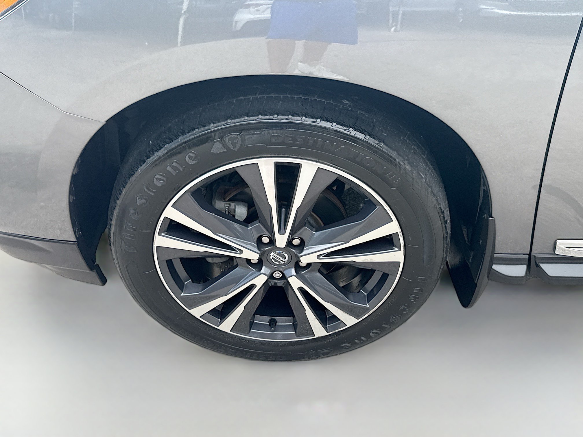 Used 2020 Gun Metallic Nissan Platinum image 35
