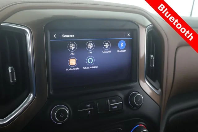 Used 2022 White Chevrolet High Country image 26