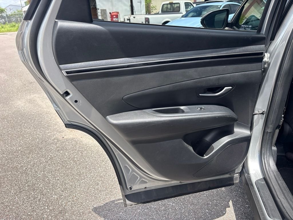 Used 2023 Silver Hyundai SEL image 12