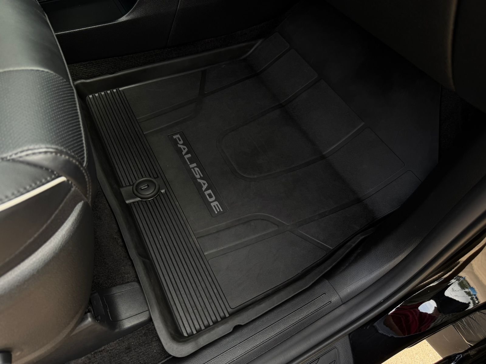 Used 2025 Abyss Black Pearl Hyundai XRT image 14